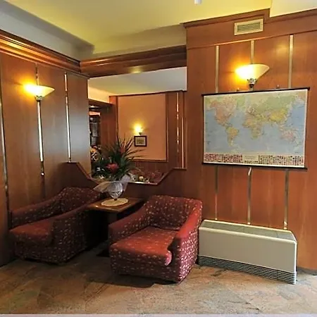 Vela Hotel