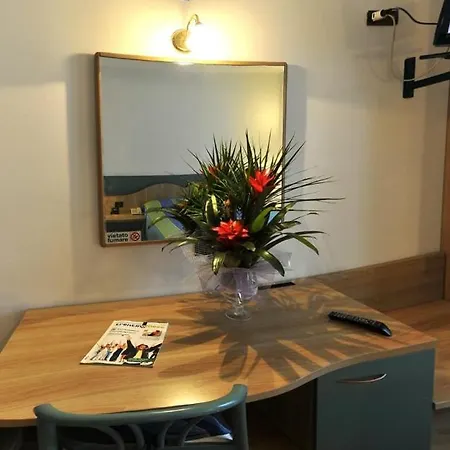 Hotel Vela 3*