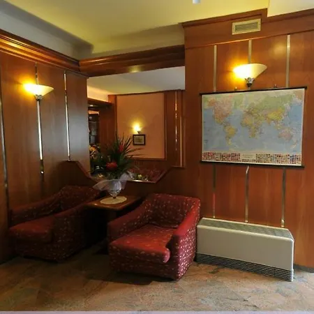 Vela Hotel